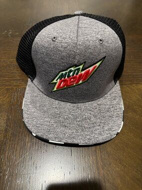 2 Mountain Dew Trucker Hats+2 pair of matching socks